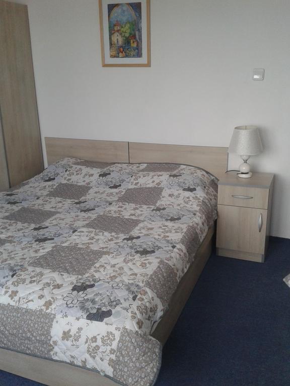 Guest Rooms Radost Balchik Exterior foto